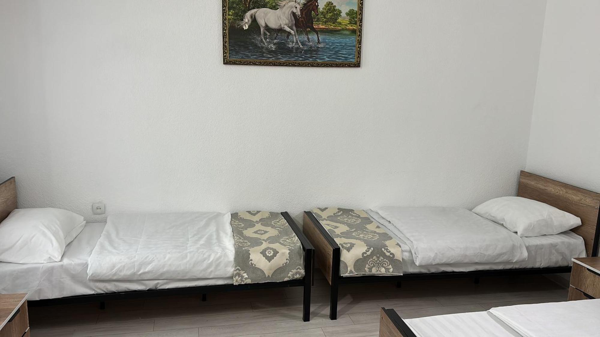Hostel,Halal Хостел,Халал Tokmok Exteriér fotografie