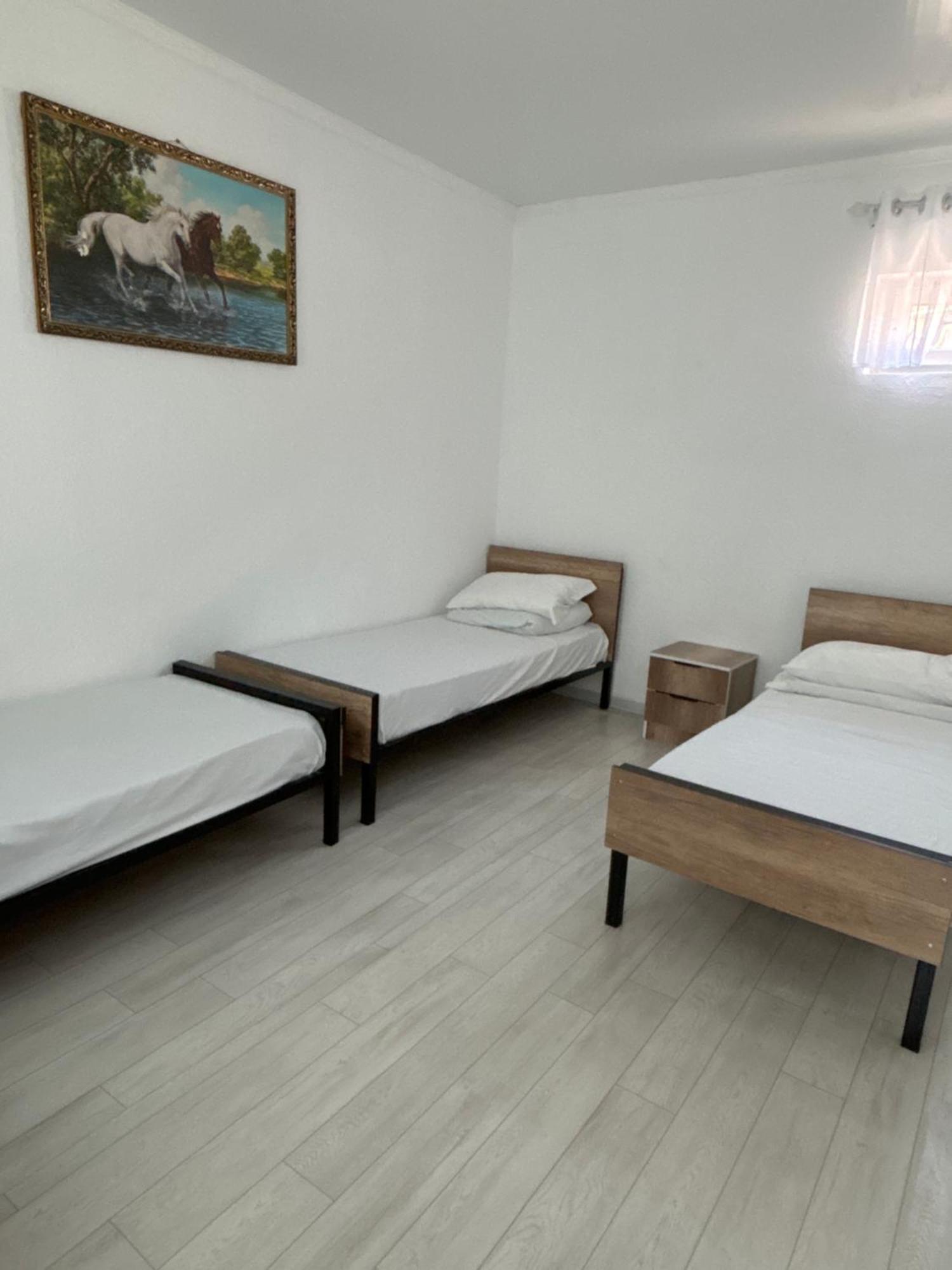 Hostel,Halal Хостел,Халал Tokmok Exteriér fotografie