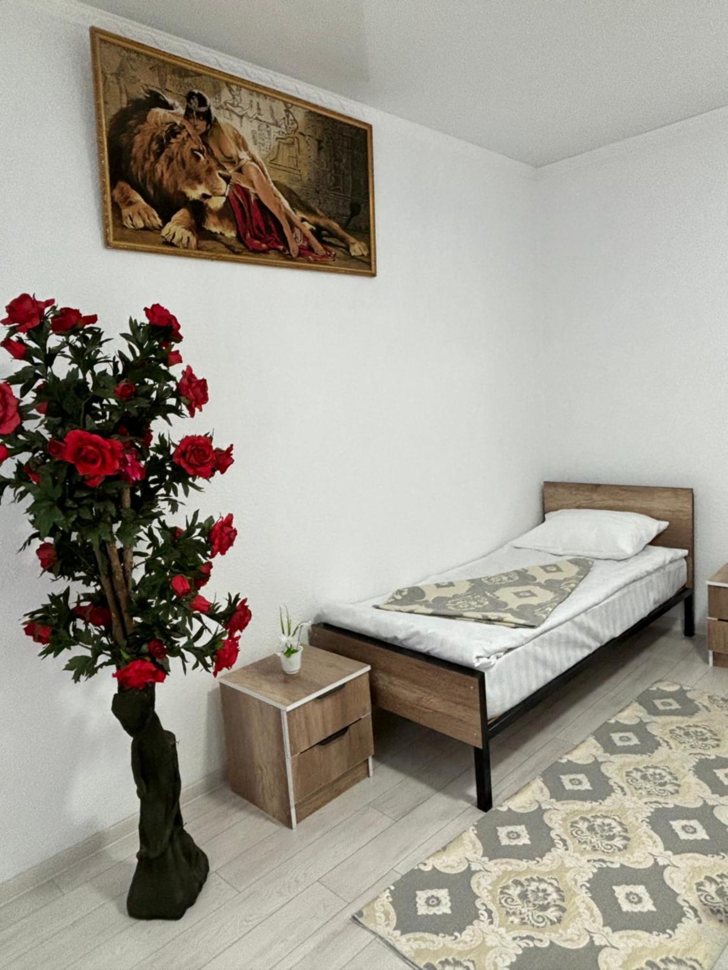 Hostel,Halal Хостел,Халал Tokmok Exteriér fotografie