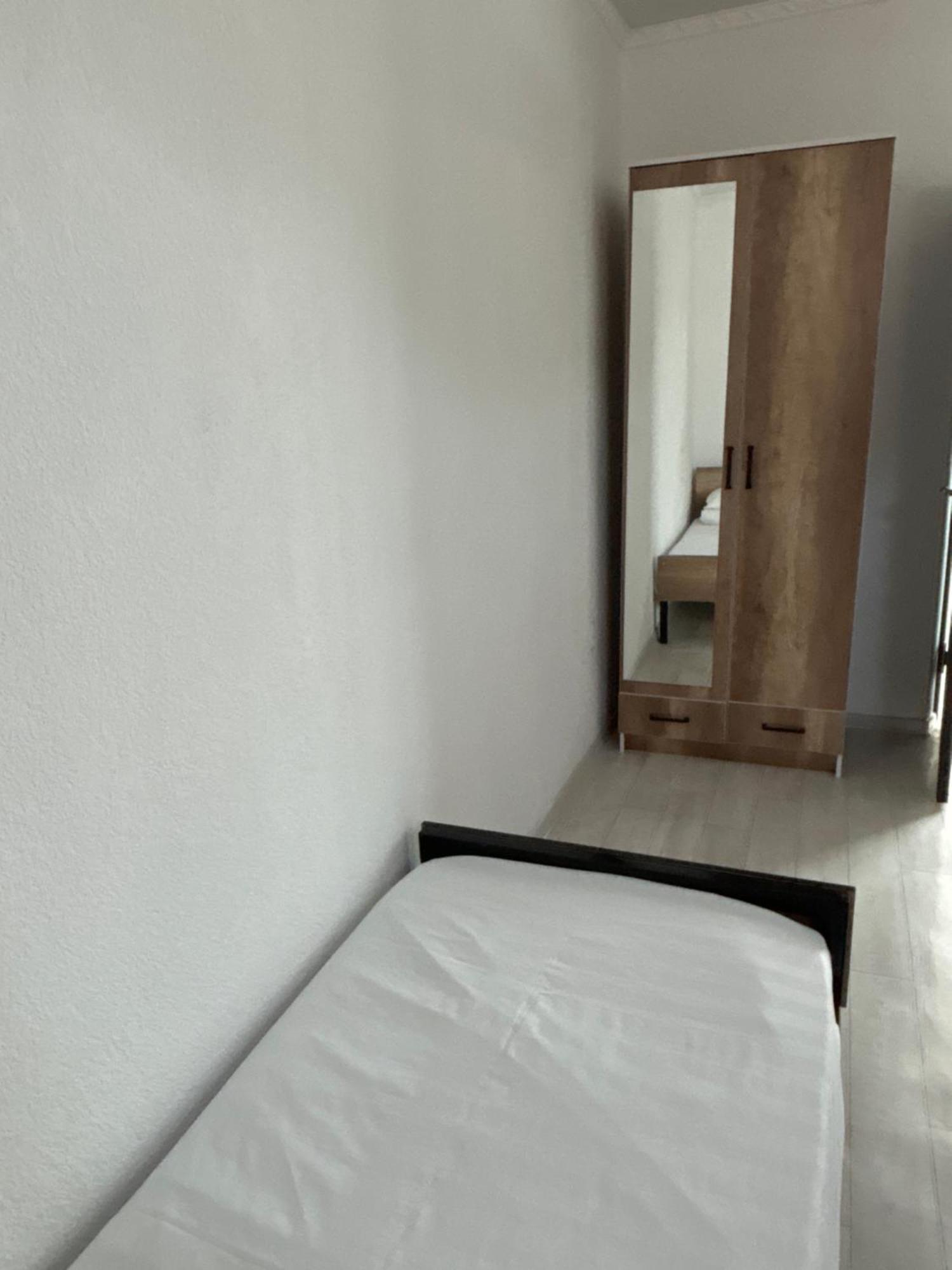 Hostel,Halal Хостел,Халал Tokmok Exteriér fotografie