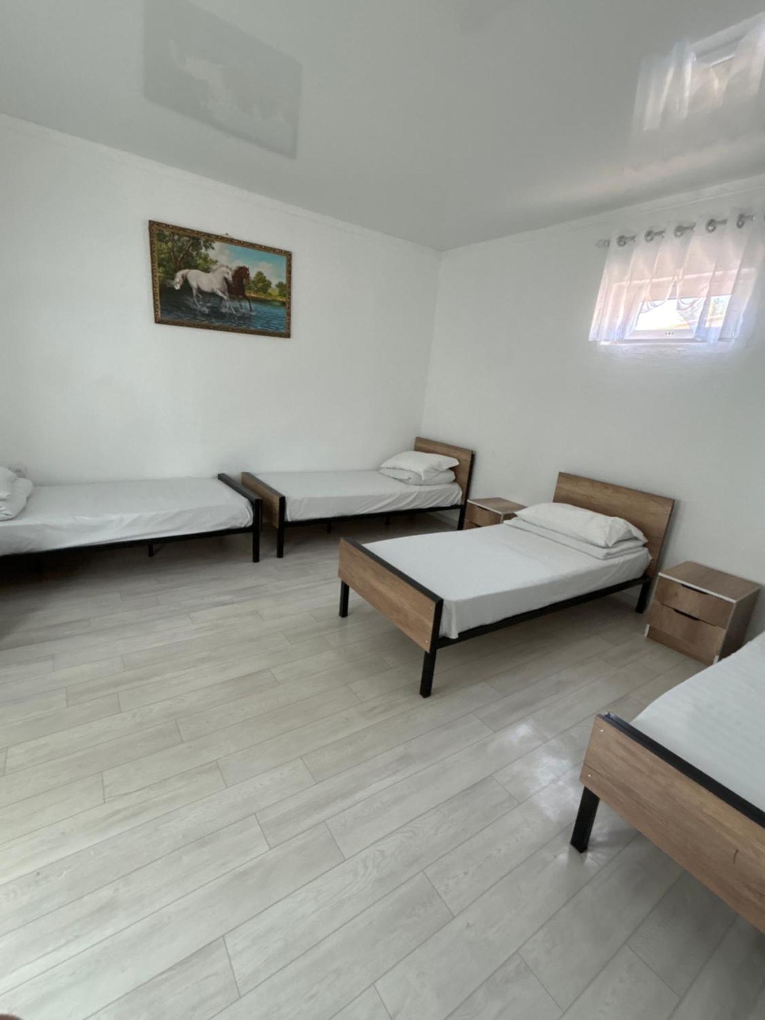 Hostel,Halal Хостел,Халал Tokmok Exteriér fotografie
