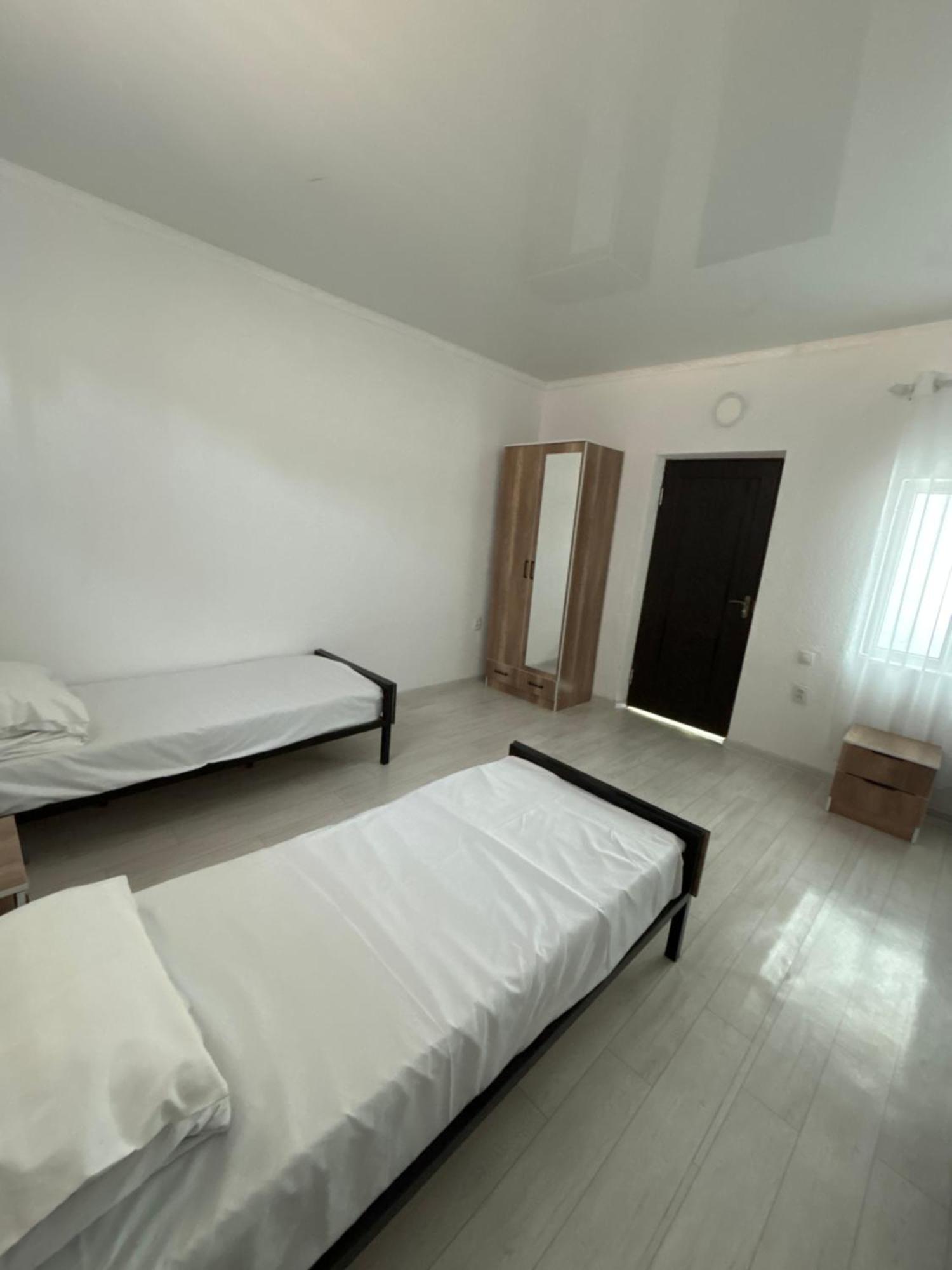 Hostel,Halal Хостел,Халал Tokmok Exteriér fotografie